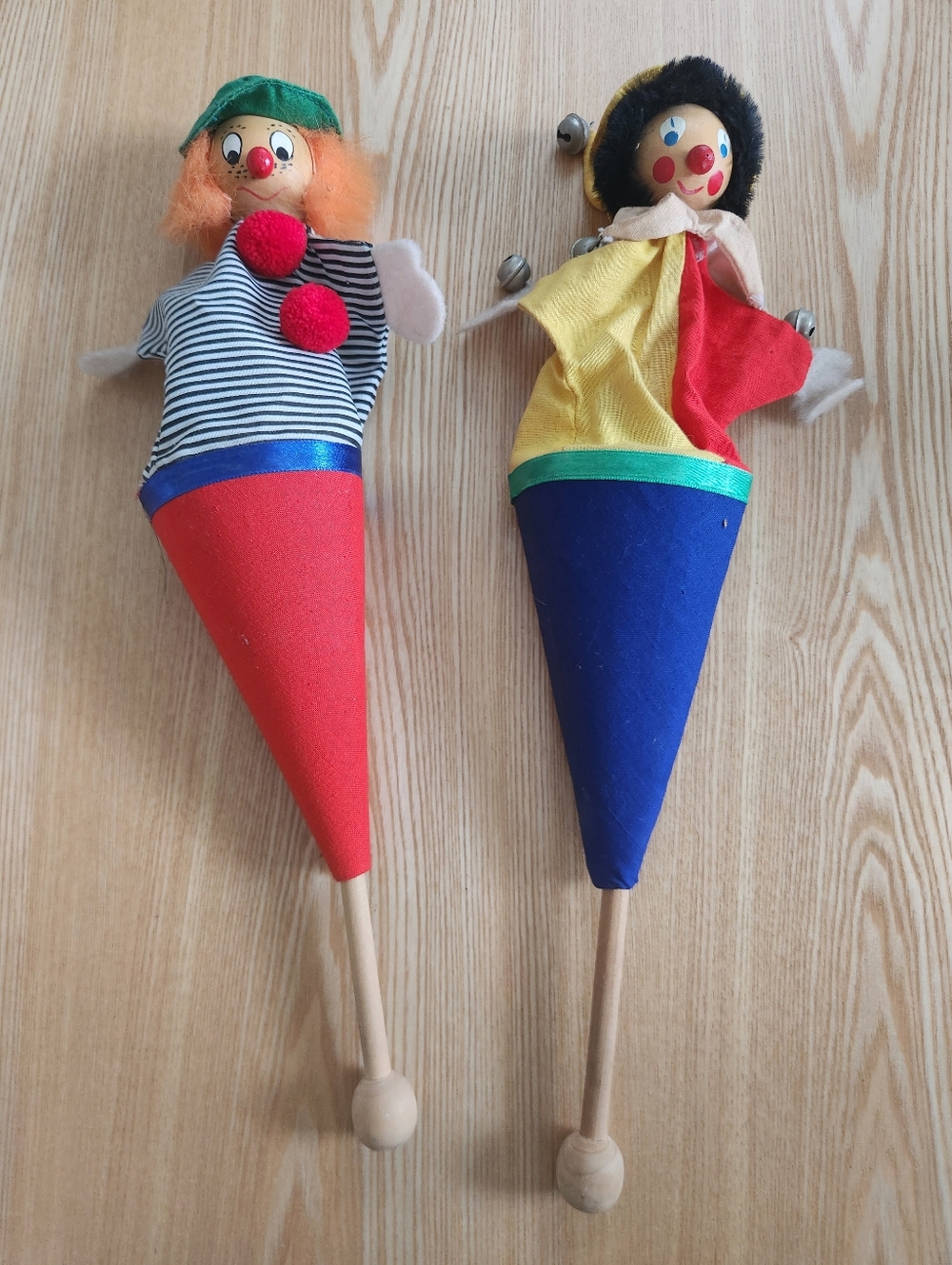 Lot Of 2 Vintage Cone Push-Up Clown Puppets